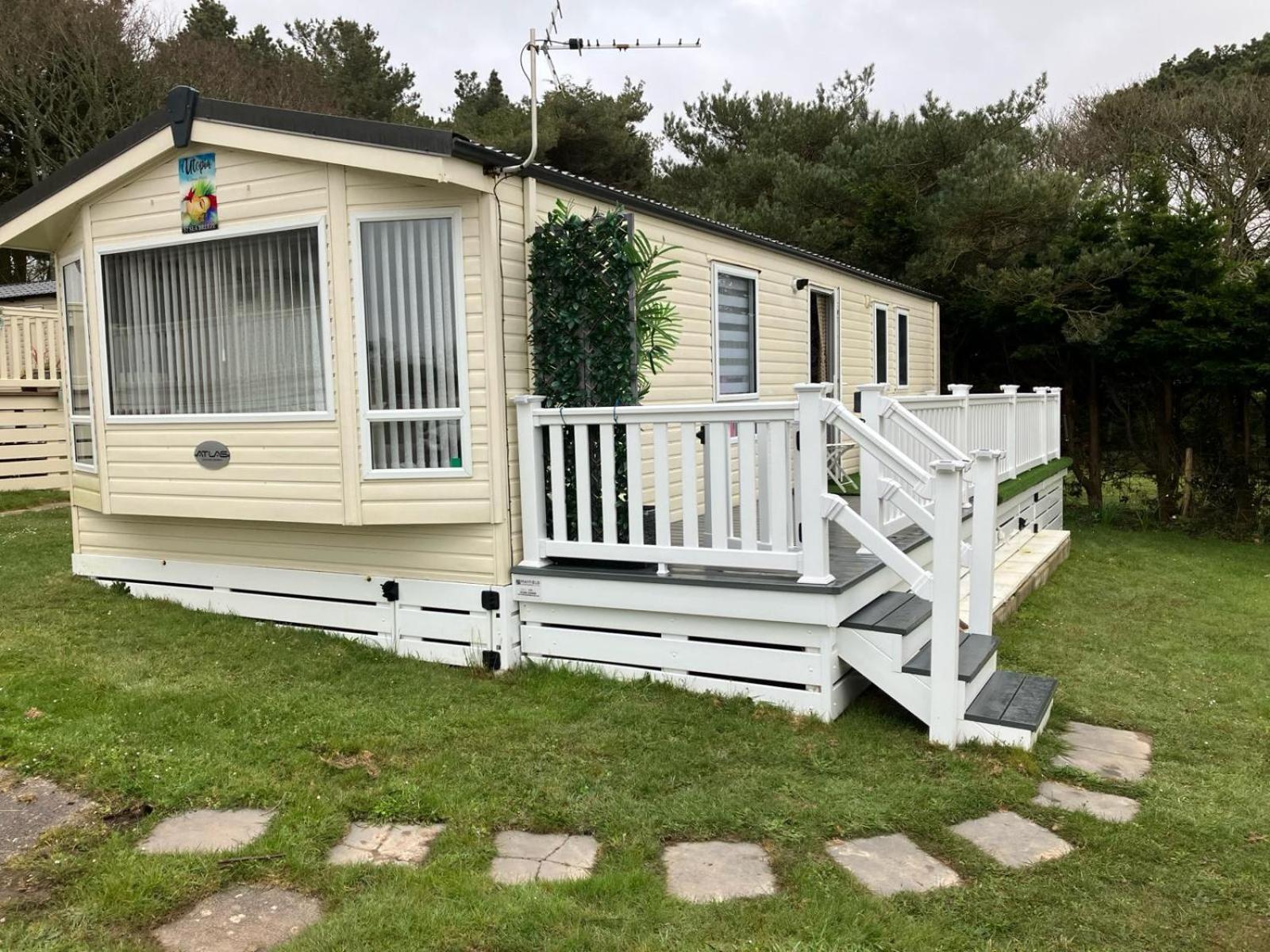 Seabreeze, Utopia, Walking Distance To Beach, 5 Star Shorefield Country Park, Milford On Sea, Shorefield Road, So41 0Lh, United Kingdom エクステリア 写真